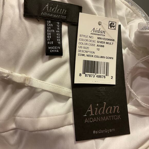 Aidan Mattox Women's Formal Dress Size 12 Silver Sequin Strappy Back Long Gown - Picture 8 of 10